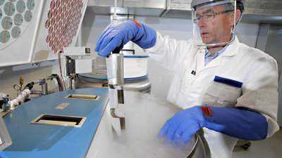 Kryokonservierung in der Cryo Bank in Krefeld - zuverlässige Kühlung